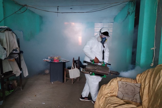 Casma: Fumigan más de 1,000 viviendas en Yaután para prevenir contagios de dengue